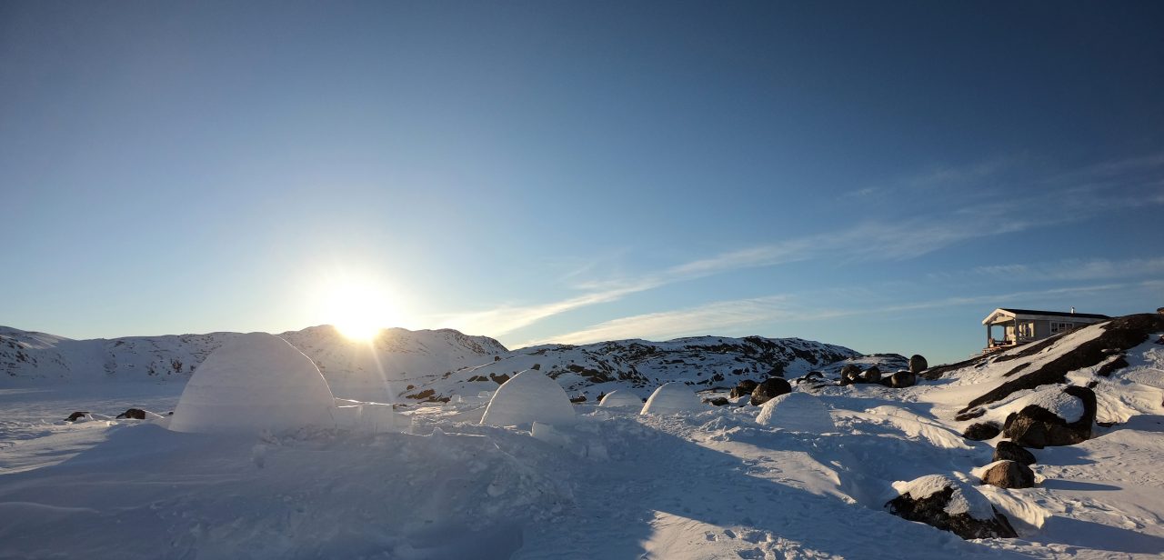 Iglo i Grønland: Sov som inuitterne har gjort det i årtusinder